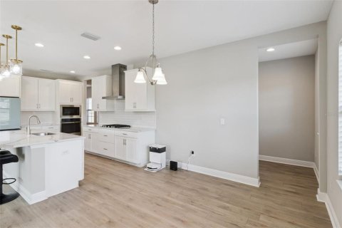 Casa en venta en Fish Hawk, Florida, 4 dormitorios, 302.86 m2 № 2203281 - foto 18