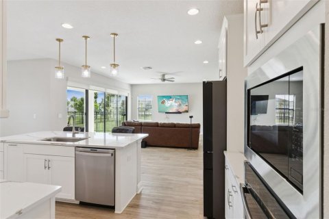 Casa en venta en Fish Hawk, Florida, 4 dormitorios, 302.86 m2 № 2203281 - foto 19