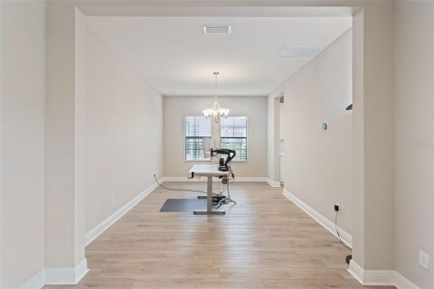 Casa en venta en Fish Hawk, Florida, 4 dormitorios, 302.86 m2 № 2203281 - foto 8