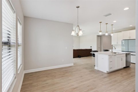 Casa en venta en Fish Hawk, Florida, 4 dormitorios, 302.86 m2 № 2203281 - foto 16