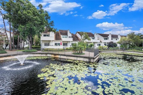Adosado en venta en Tampa, Florida, 2 dormitorios, 144.93 m2 № 1844681 - foto 23