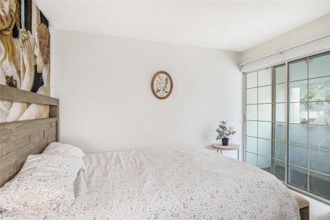 Adosado en venta en Tampa, Florida, 2 dormitorios, 144.93 m2 № 1844681 - foto 17