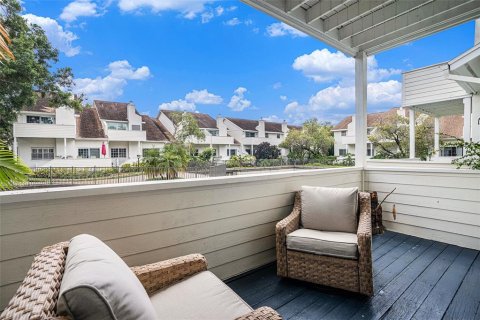 Adosado en venta en Tampa, Florida, 2 dormitorios, 144.93 m2 № 1844681 - foto 21