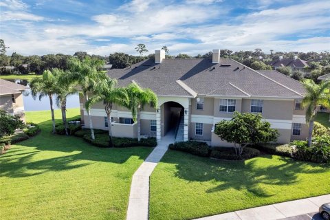 Copropriété à vendre à Winter Haven, Floride: 2 chambres, 94.48 m2 № 1856677 - photo 1