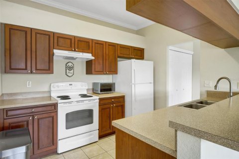 Copropriété à vendre à Winter Haven, Floride: 2 chambres, 94.48 m2 № 1856677 - photo 10