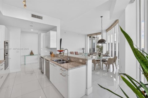 Купить кондоминиум в Авентура, Флорида 3 спальни, 207.64м2, № 1990484 - фото 12