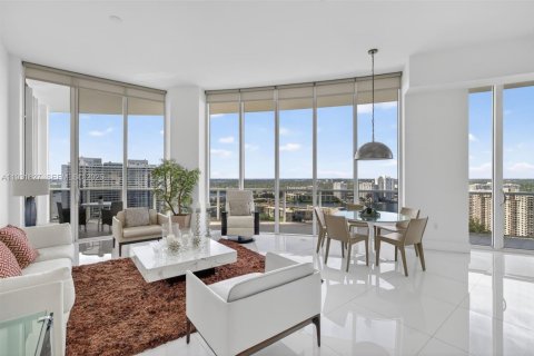 Купить кондоминиум в Авентура, Флорида 3 спальни, 207.64м2, № 1990484 - фото 2