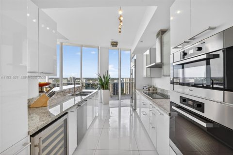 Купить кондоминиум в Авентура, Флорида 3 спальни, 207.64м2, № 1990484 - фото 13