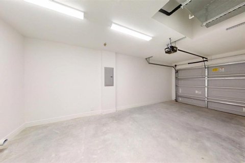Купить виллу или дом в Даннеллон, Флорида 8 комнат, 93.18м2, № 1870508 - фото 28