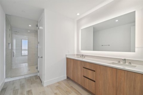 Copropriété à louer à Tampa, Floride: 3 chambres, 182.65 m2 № 2403210 - photo 10