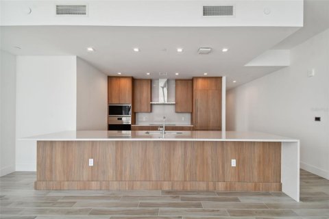 Copropriété à louer à Tampa, Floride: 3 chambres, 182.65 m2 № 2403210 - photo 19