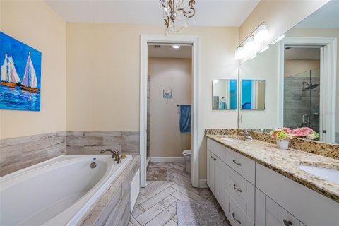 Купить таунхаус в Южная Пасадена, Флорида 5 комнат, 187.38м2, № 2207286 - фото 24