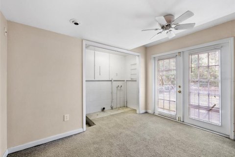 House in Sorrento, Florida 2 bedrooms, 84.36 sq.m. № 1635898 - photo 12