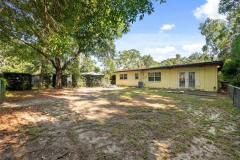 House in Sorrento, Florida 2 bedrooms, 84.36 sq.m. № 1635898 - photo 13