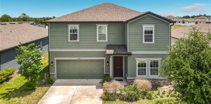 House in HAMPTON OAKS in Deltona, Florida 4 bedrooms, 230.3 sq.m. № 2110319