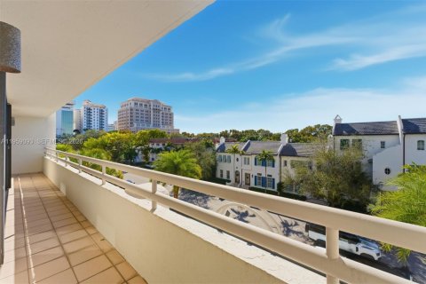 Condominio en venta en Coral Gables, Florida, 2 dormitorios, 106.09 m2 № 2017850 - foto 20