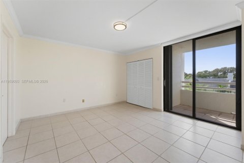 Condominio en venta en Coral Gables, Florida, 2 dormitorios, 106.09 m2 № 2017850 - foto 14