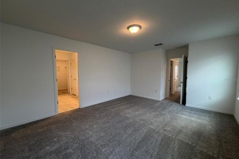 House in Clermont, Florida 4 bedrooms, 217.48 sq.m. № 2095946 - photo 15