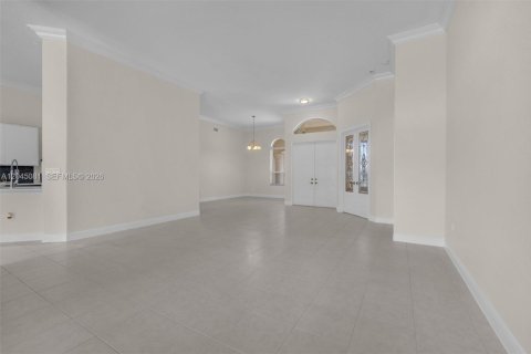 Villa ou maison à louer à Weston, Floride: 5 chambres, 312.43 m2 № 2168604 - photo 21