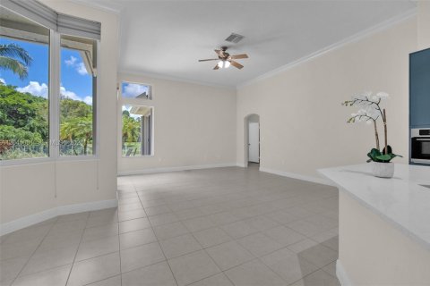 Villa ou maison à louer à Weston, Floride: 5 chambres, 312.43 m2 № 2168604 - photo 24