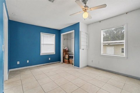 House in Riverview, Florida 3 bedrooms, 167.78 sq.m. № 2197380 - photo 15