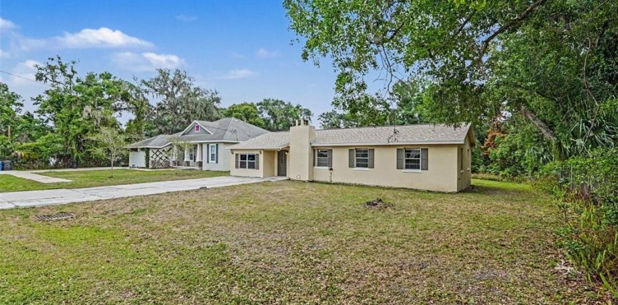 House in Riverview, Florida 3 bedrooms, 167.78 sq.m. № 2197380