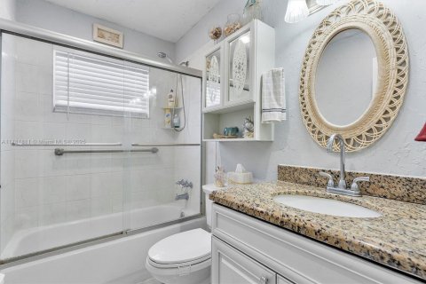 House in Sunrise, Florida 3 bedrooms, 132.11 sq.m. № 1633410 - photo 19