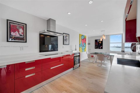 Купить кондоминиум в Майами-Бич, Флорида 2 спальни, 138.8м2, № 1931417 - фото 16