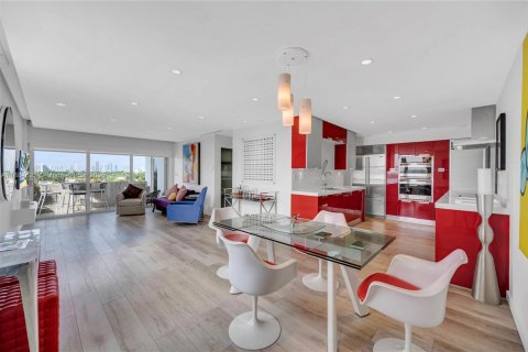 Купить кондоминиум в Майами-Бич, Флорида 2 спальни, 138.8м2, № 1931417 - фото 3