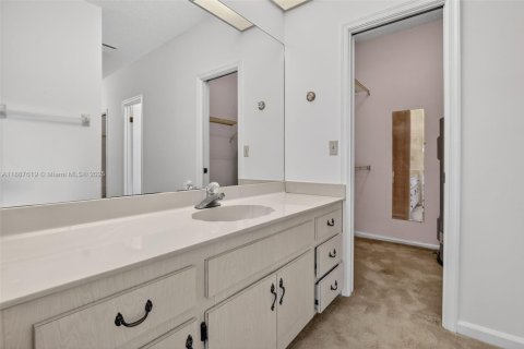 Купить виллу или дом в Плантация, Флорида 3 спальни, 204.29м2, № 1939048 - фото 28