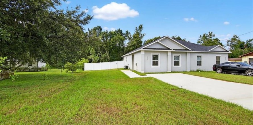 Immobilier commercial à Bartow, Floride 6 chambres, 229.38 m2 № 1856301