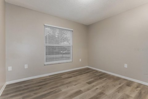 Casa en alquiler en Brandon, Florida, 3 dormitorios, 146.04 m2 № 1905119 - foto 14