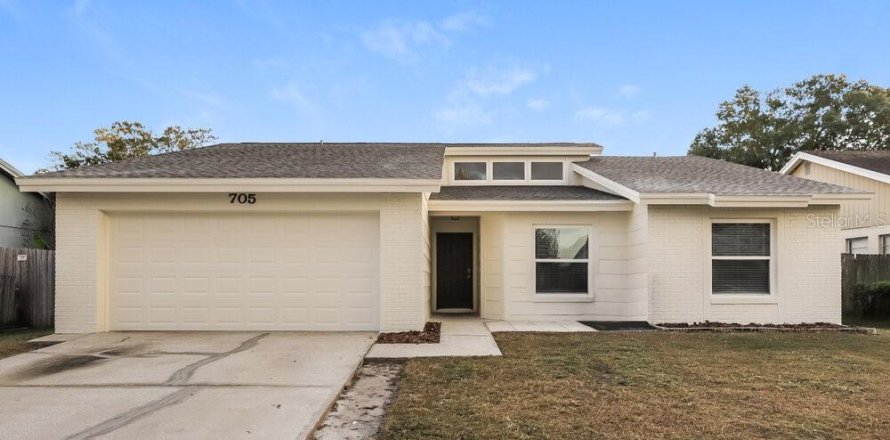 Casa en Brandon, Florida 3 dormitorios, 146.04 m2 № 1905119