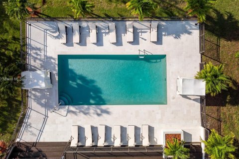 Villa ou maison à louer à Plantation, Floride: 9 chambres, 797.29 m2 № 1861071 - photo 11