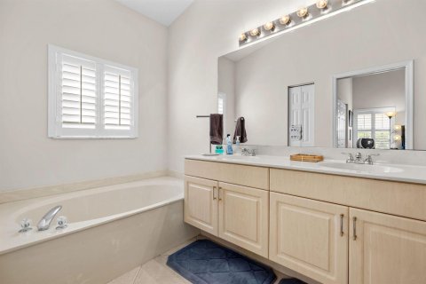 Casa en venta en Port St. Lucie, Florida, 2 dormitorios, 153.29 m2 № 2178559 - foto 15