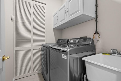 Casa en venta en Port St. Lucie, Florida, 2 dormitorios, 153.29 m2 № 2178559 - foto 22