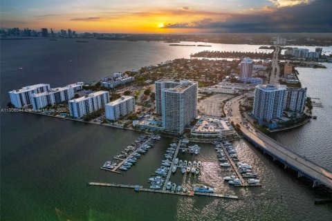 Copropriété à louer à North Bay Village, Floride: 2 chambres, 95.69 m2 № 1956845 - photo 29