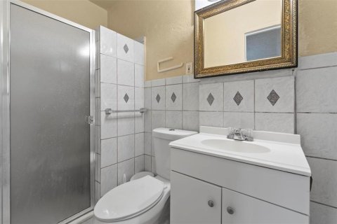 House in Miramar, Florida 3 bedrooms, 124.4 sq.m. № 1873993 - photo 20