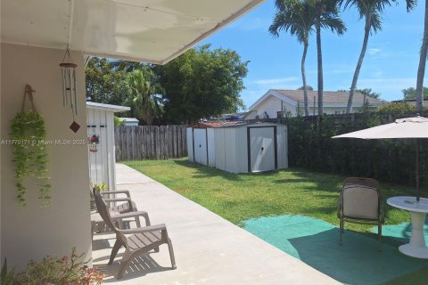 House in Cutler Bay, Florida 5 bedrooms, 231.14 sq.m. № 1867127 - photo 16