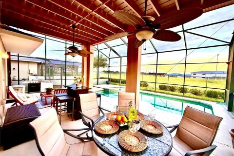 Casa en venta en Davenport, Florida, 5 dormitorios, 263.29 m2 № 1882763 - foto 3