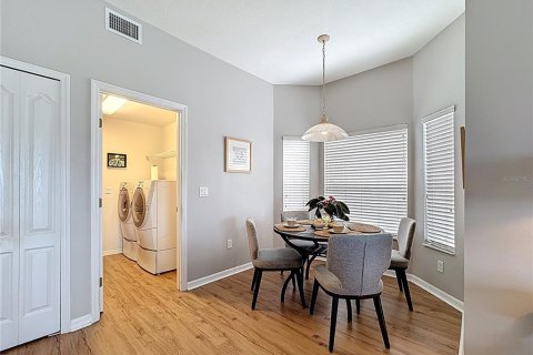 Casa en venta en Davenport, Florida, 5 dormitorios, 263.29 m2 № 1882763 - foto 9