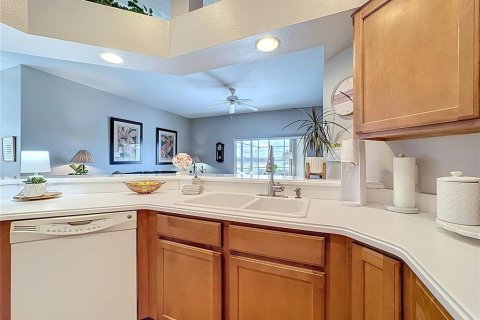 Casa en venta en Davenport, Florida, 5 dormitorios, 263.29 m2 № 1882763 - foto 14