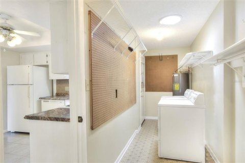 House in Lakeland, Florida 2 bedrooms, 125.6 sq.m. № 1910336 - photo 29