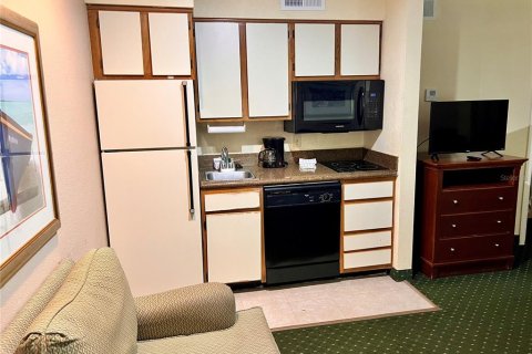 Condo in Kissimmee, Florida, 1 bedroom  № 1865967 - photo 12