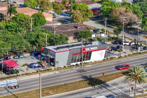 Commercial property in Fort Lauderdale, Florida № 1867804 - photo 1