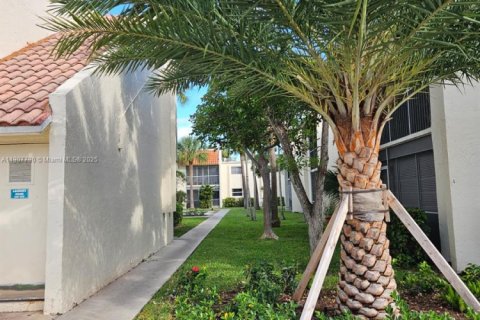 Купить кондоминиум в Дирфилд-Бич, Флорида 2 спальни, 92.9м2, № 1965712 - фото 11