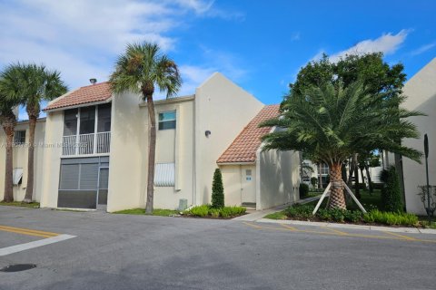 Купить кондоминиум в Дирфилд-Бич, Флорида 2 спальни, 92.9м2, № 1965712 - фото 13