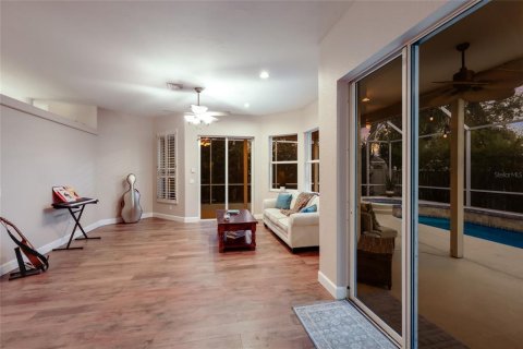 House in Bradenton, Florida 4 bedrooms, 197.23 sq.m. № 2099332 - photo 17