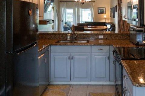 Copropriété à vendre à Naples, Floride: 2 chambres, 117.24 m2 № 1774724 - photo 5