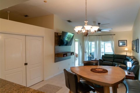 Copropriété à vendre à Naples, Floride: 2 chambres, 117.24 m2 № 1774724 - photo 11